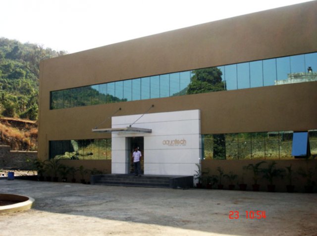 officebldgs_aquatech01